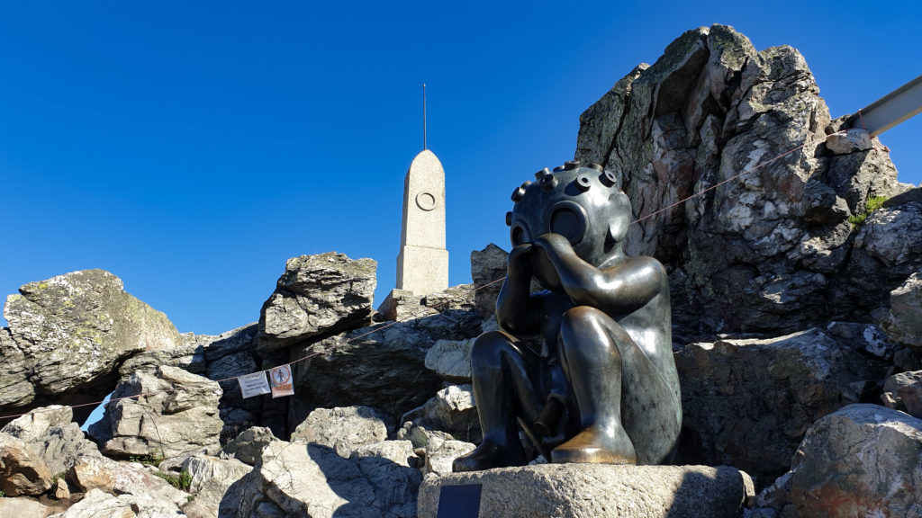 Liberec, Ještěd - Rohanský kámen a Dítě z Marsu