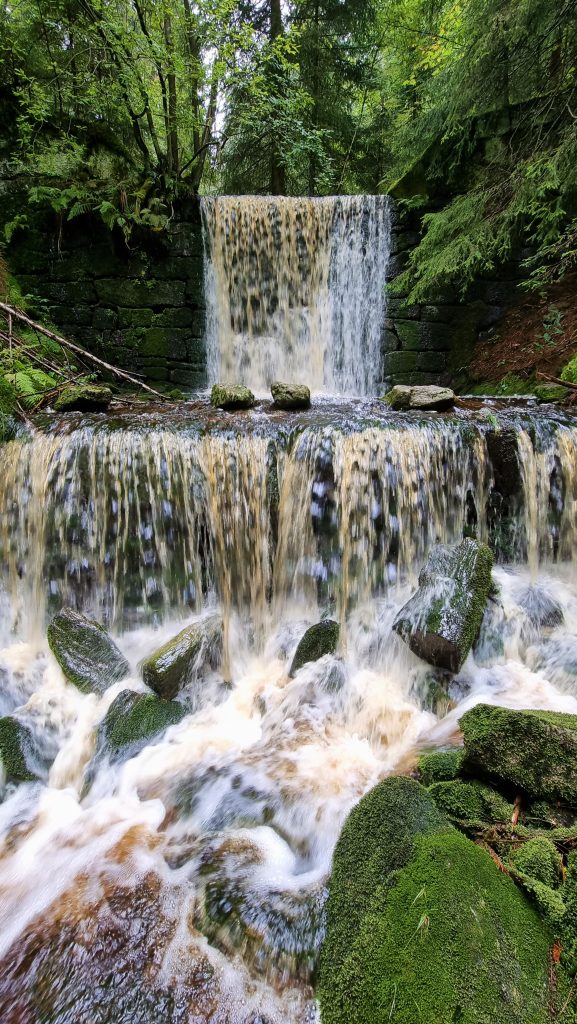 Janské Lázně - vodopád na Černohorském potoce