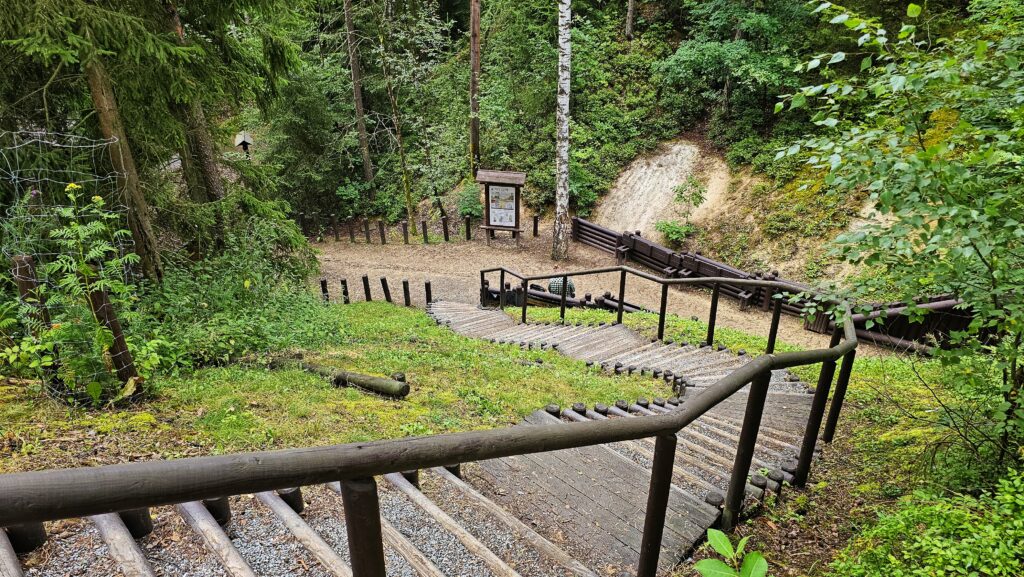 Kaolinový důl Nevřeň - vstup do dolu