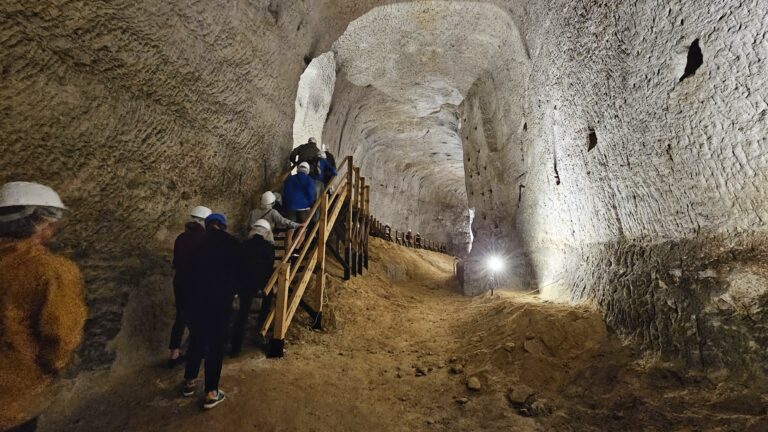 Kaolinový důl Nevřeň