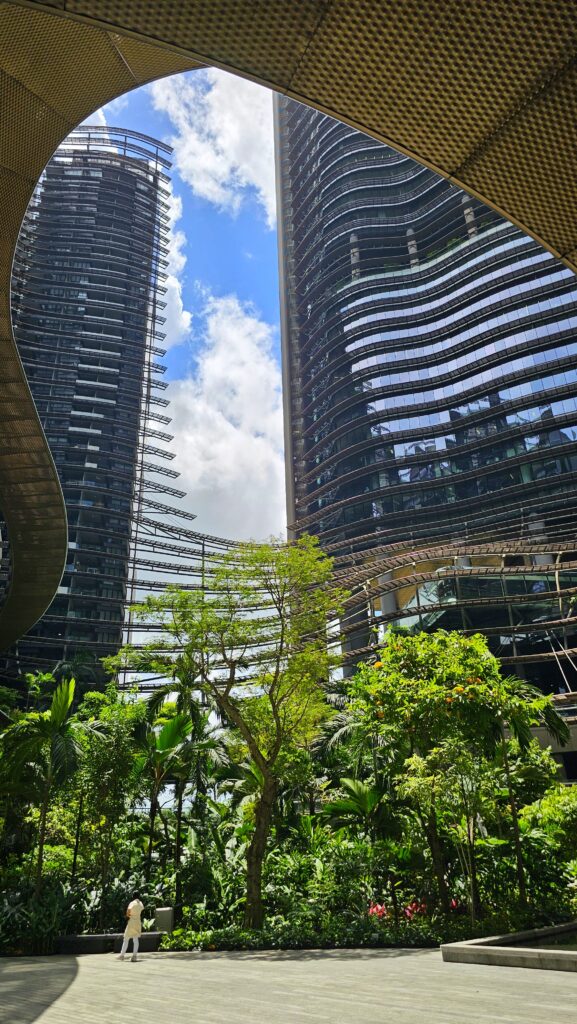 Den čtvrtý - Singapur - Marina Bay a Supertree Marina One, Singapur