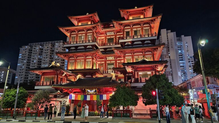 TIP NA VÝLET: SVĚT Buddha Tooth Relic Temple, Chinatown, Singapur