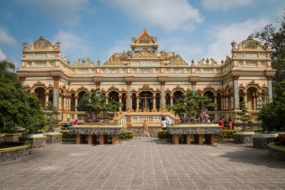Jižní Vietnam - Vinh Trang Temple