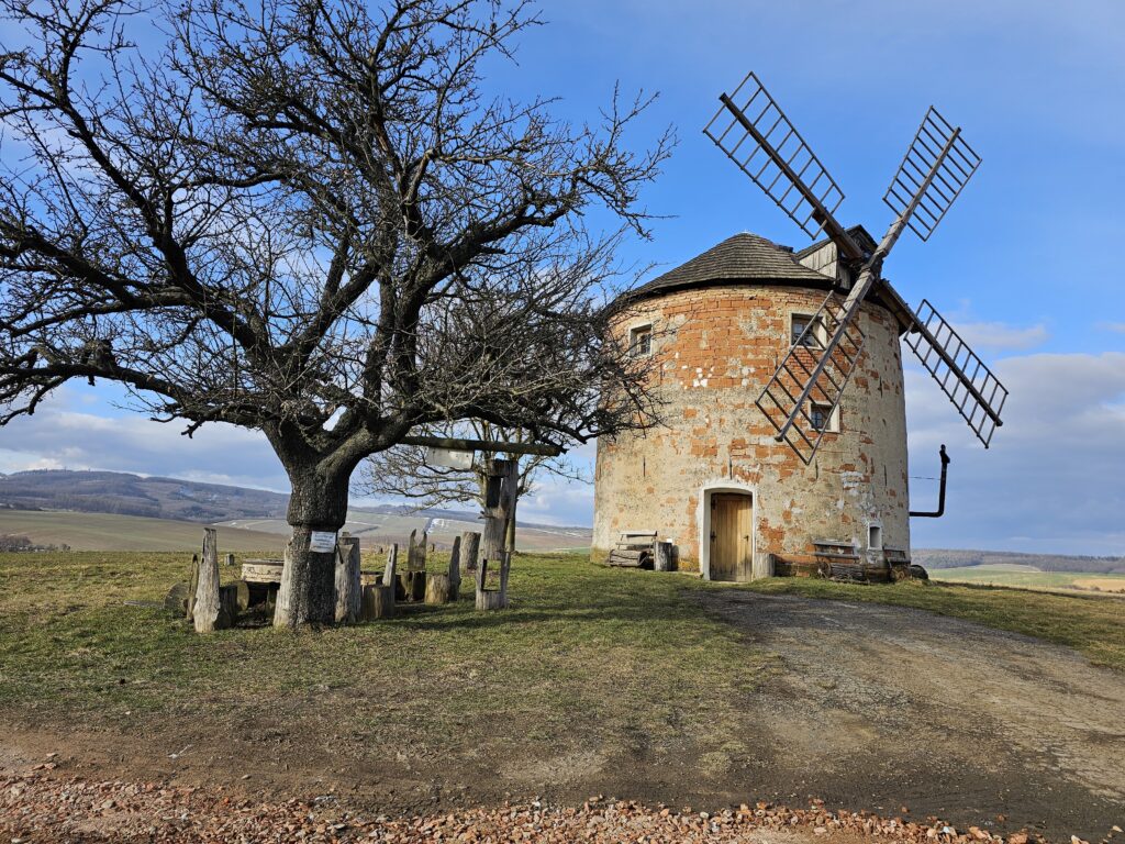 Větrný mlýn Kunkovice